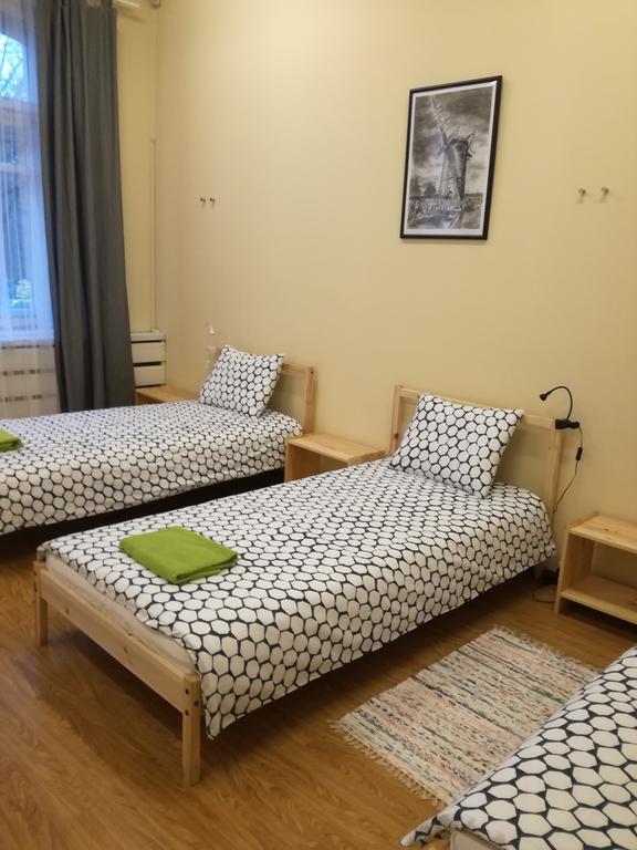 25 Hours Hostel Вільнюс Екстер'єр фото