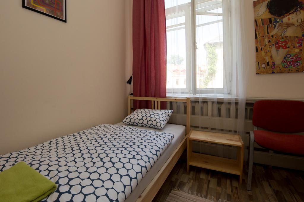 25 Hours Hostel Вільнюс Екстер'єр фото