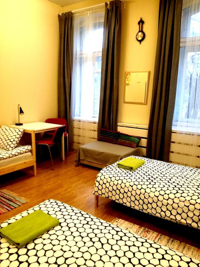 25 Hours Hostel Вільнюс Екстер'єр фото